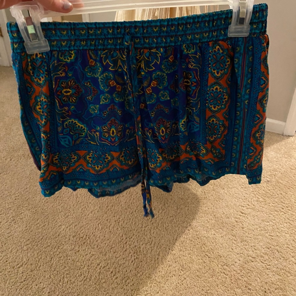 Patterned shorts
